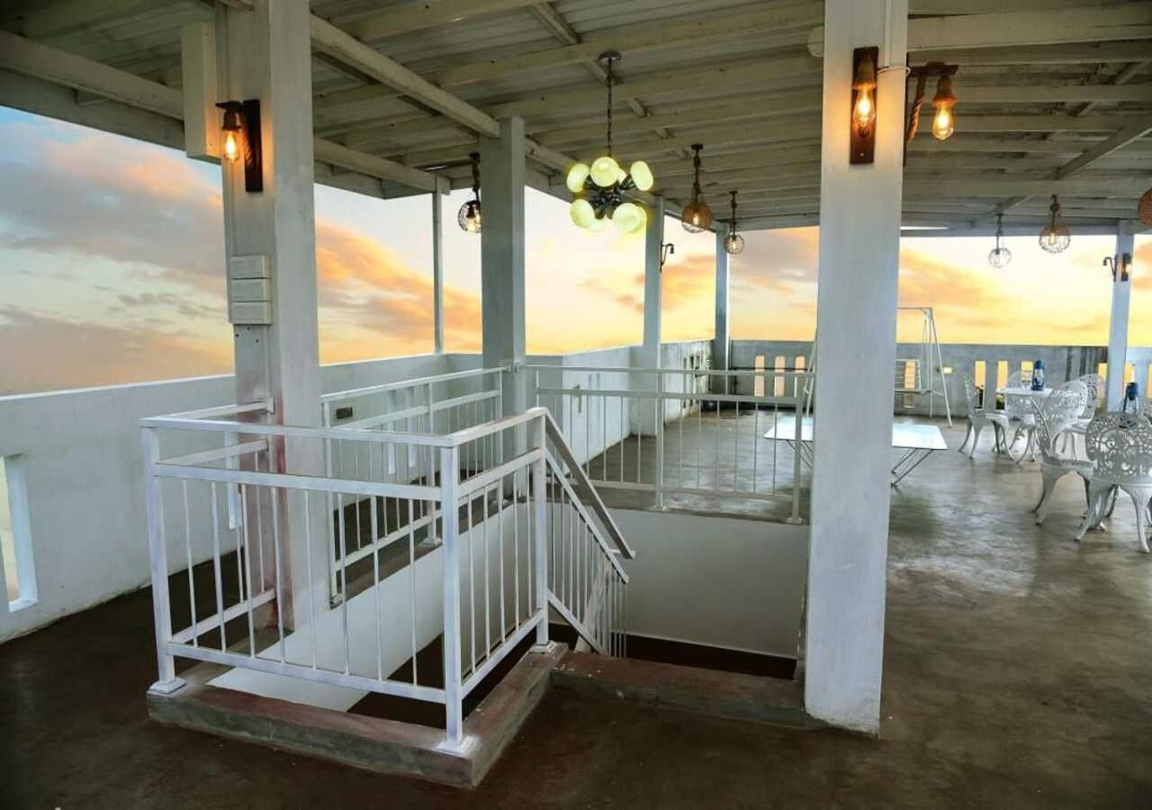 Sunset Sands Hikkaduwa Exterior foto